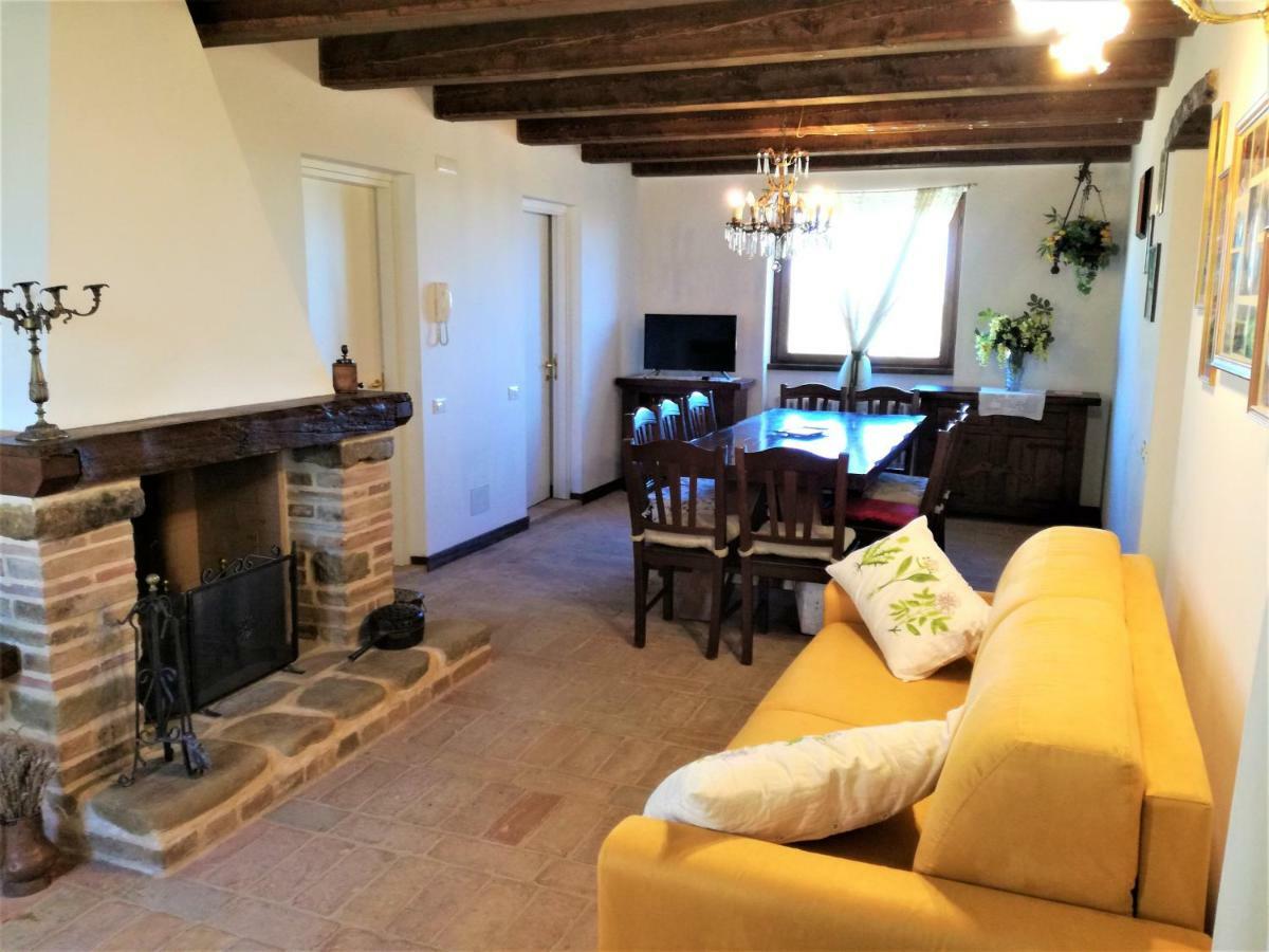 Casale San Martino Agriturismo Bio Sant'Angelo in Pontano Ngoại thất bức ảnh